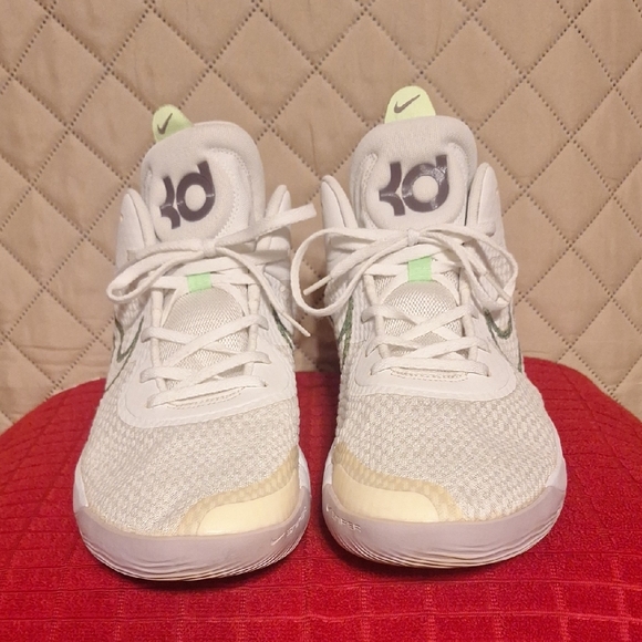 Nike KD Trey 5 Basketball Sneakers main image 5